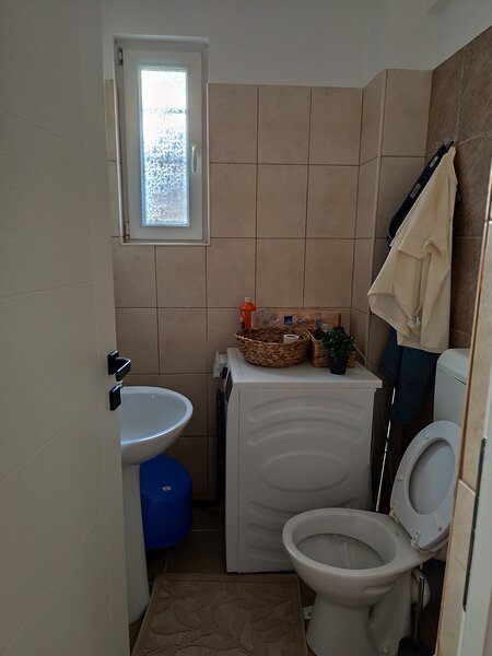 Trapezului, Titan, 2 bai, mobilat si utilat
