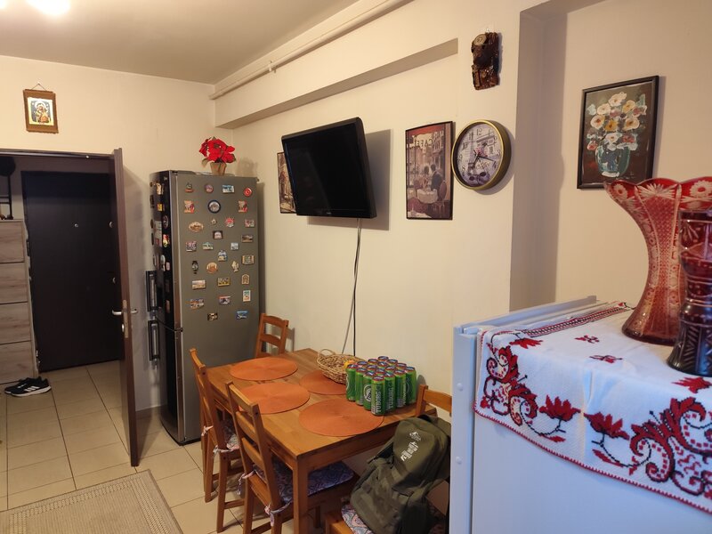 Trapezului, Titan, 2 bai, mobilat si utilat