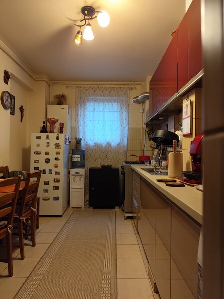 Trapezului, Titan, 2 bai, mobilat si utilat
